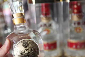 抽烟又喝酒，活到九十九看完决定还是每天喝点吧